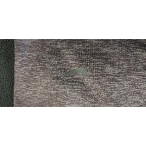 Nike Women’s Medium Dri-FIT ½ Zip Running Top Gray Long Sleeve Reflective - Picture 16 of 16